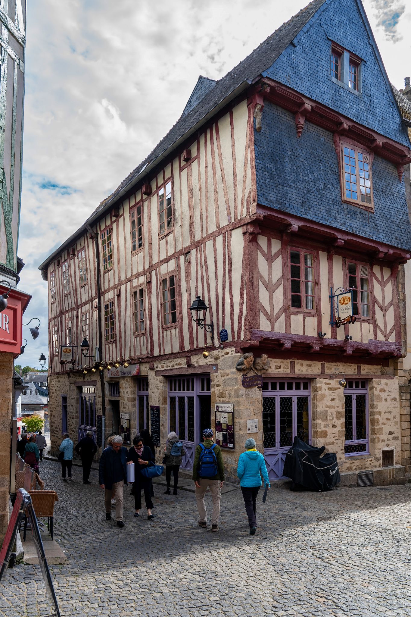 20250924 160425 Vannes   Monsieur Vannes et sa Femme